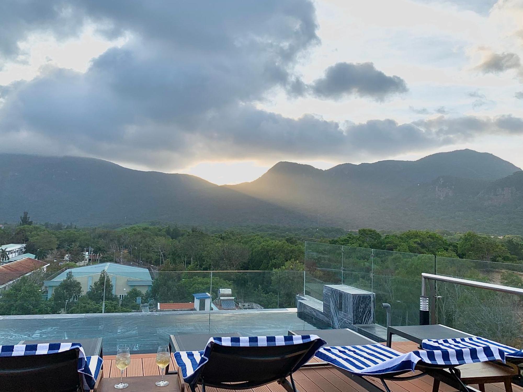 The Mystery Con Dao Hotel Chi Khu Co Ong Екстериор снимка